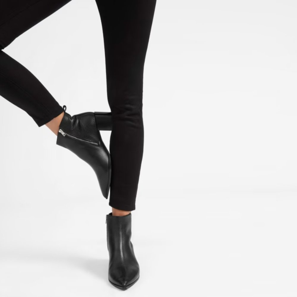 Everlane Boss Boot in Pebbled Black EUC